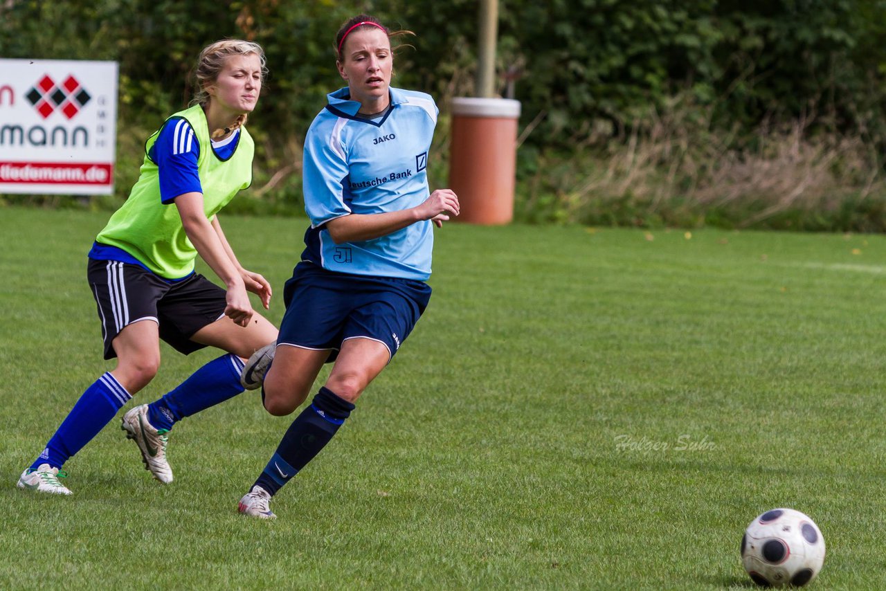 Bild 64 - Frauen SV Neuenbrook/Rethwisch - SG Ratekau Strand 08 : Ergebnis: 0:3